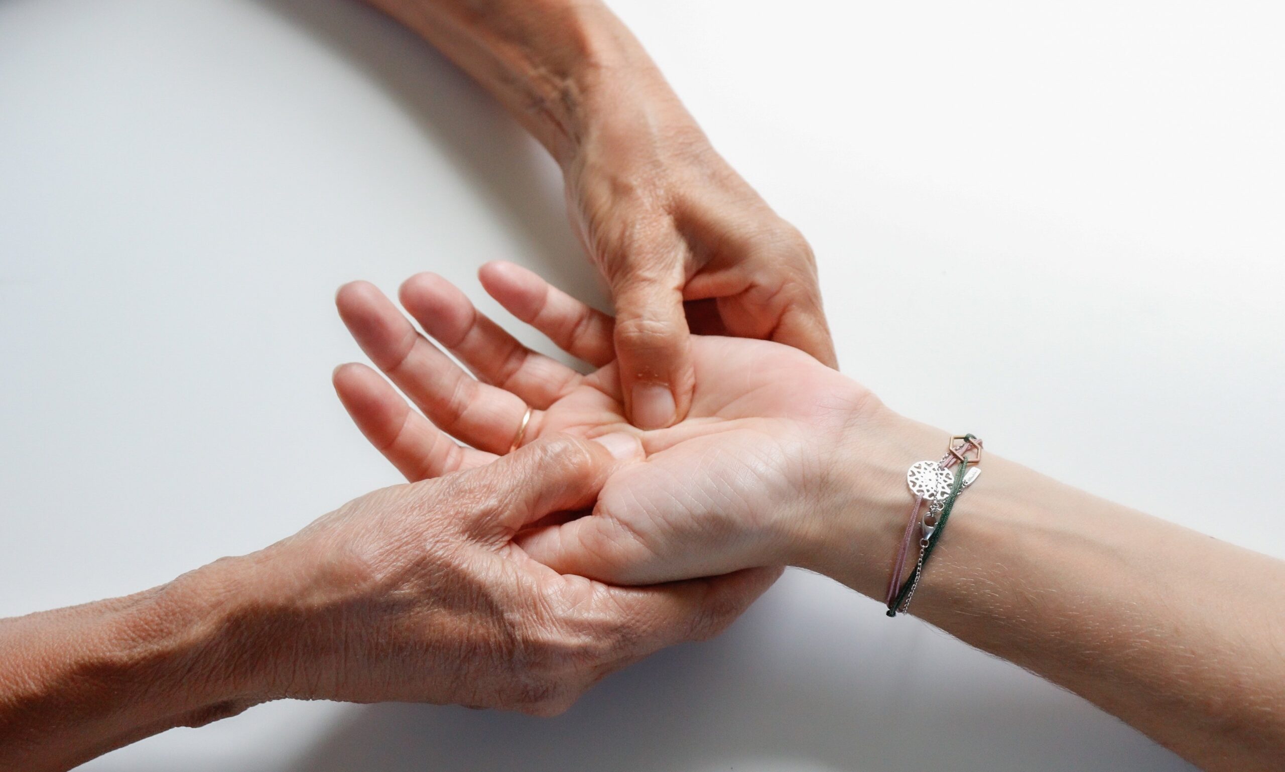 Fuß- und Handmassagen